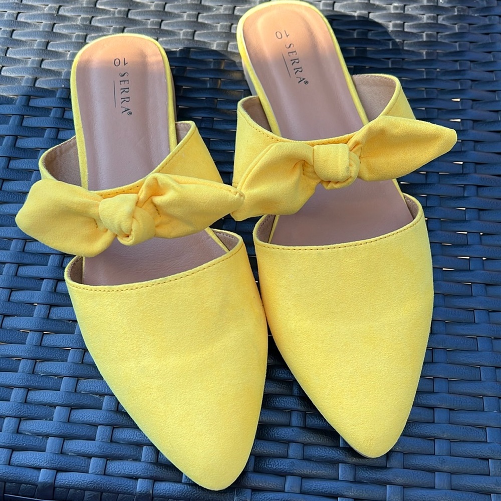 NEW YELLOW SHOES 💛